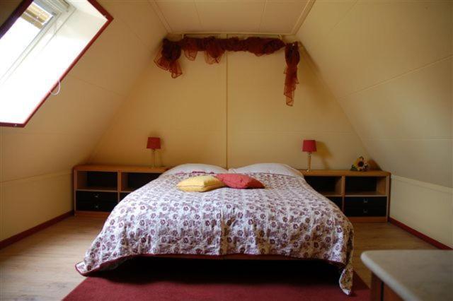 Erfgoedlogies Bed And Breakfast 'T Olde Hof Westervelde Room photo